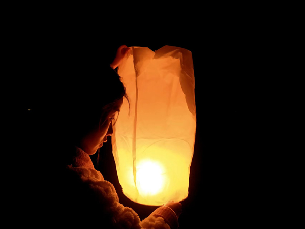 30-4-2李秋芳《慎終追遠》.jpg 30-4-2李秋芳《慎終追遠》.jpg