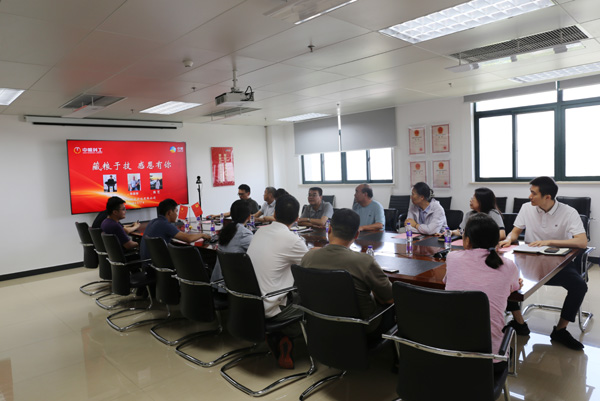 退休1.jpg 退休1.jpg