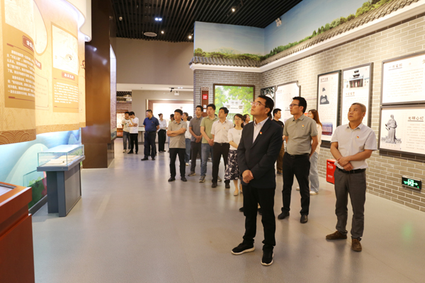 廉政教育2.jpg 廉政教育2.jpg